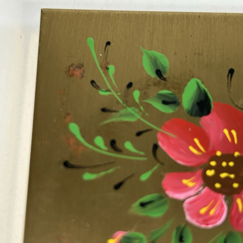 Vintage Compact Case w/Powder Puff, Gold Tone, Hand Painted Flowers READ